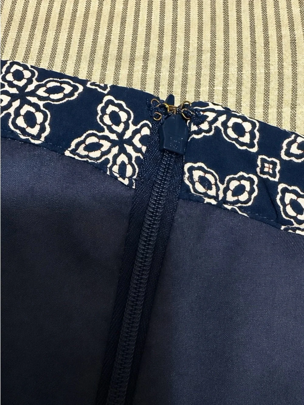 J.Crew Navy Floral Pleated A-Line Skirt Size 8 Lined